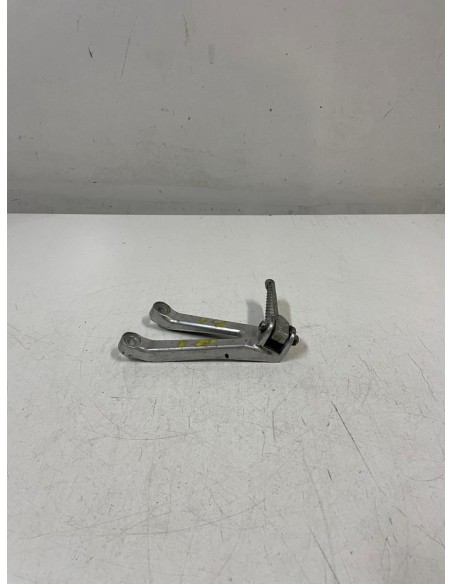 Platine repose pied passager arrière gauche YAMAHA R1 2000 - 2001