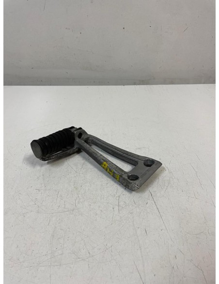 Platine repose pied passager arrière gauche YAMAHA XT 600 1987 - 1989