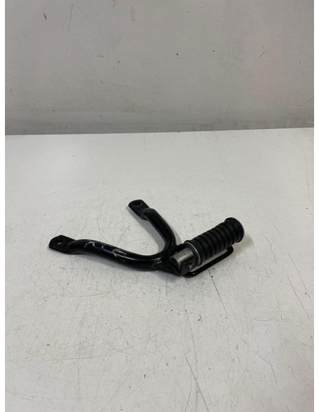 Platine repose pied passager arrière gauche YAMAHA XT 600 1984 - 1986