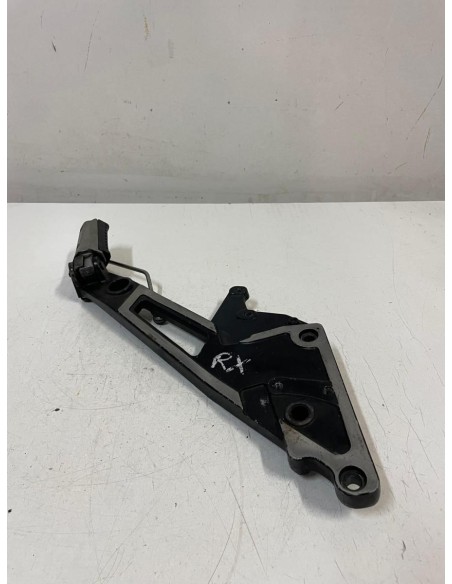 Platine repose pied passager arrière droite KAWASAKI GPZ RX 1000 1986 - 1988
