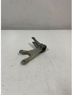 Platine repose pied passager arrière gauche YAMAHA FZ 750 1988 - 1994 2