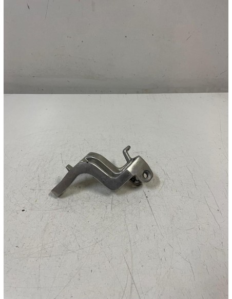 Platine repose pied passager arrière gauche YAMAHA THUNDERACE 1000 1996 - 2003