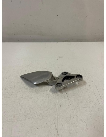 Platine gauche repose pied YAMAHA FAZER 600 1998 - 2003