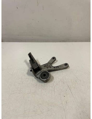 Platine repose pied passager arrière droite YAMAHA FZ 750 1988 - 1994