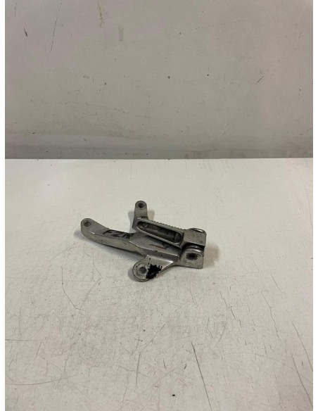 Platine repose pied passager arrière droite YAMAHA FZR 600 1988 - 1995