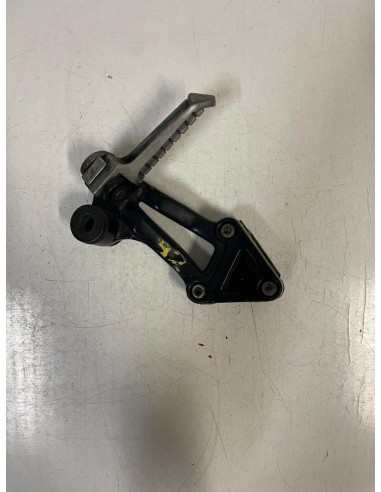 Platine repose pied passager arrière droite KAWASAKI ZZR 1100 1990 - 1992