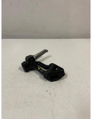 Platine repose pied passager arrière droite KAWASAKI ZZR 1100 1990 - 1992