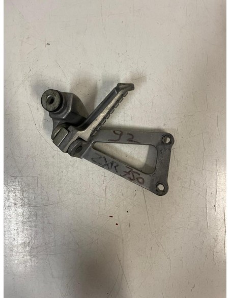 Platine repose pied passager arrière droite KAWASAKI ZXR 750 1991 - 1992
