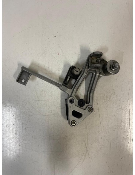 Platine repose pied passager arrière gauche KAWASAKI GPX 750 1987  -  1989