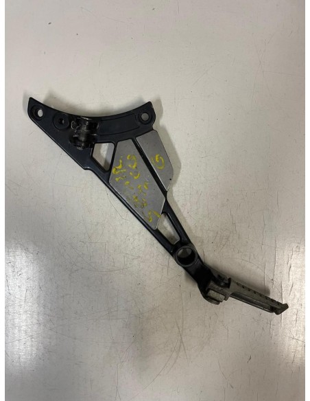 Platine avant gauche repose pied KAWASAKI ZEPHYR 750 1991 - 1996