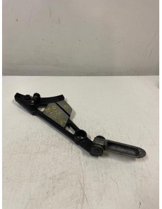 Platine avant gauche repose pied KAWASAKI ZEPHYR 750 1991 - 1996 2