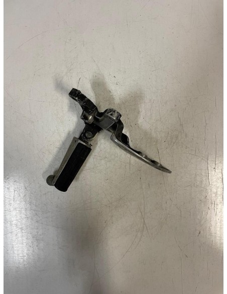 Platine avant gauche repose pied YAMAHA THUNDERCAT 600 1997 - 2002