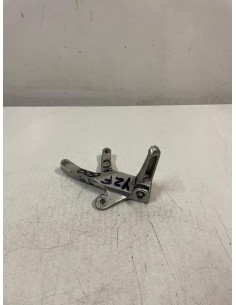 Platine repose pied passager arrière droite YAMAHA THUNDERCAT 600 1997 - 2002 2