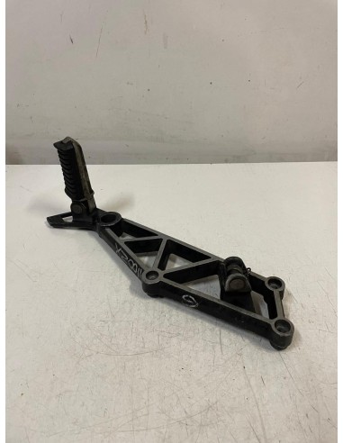 Platine avant gauche repose pied KAWASAKI GPZ 1100 1983 - 1986