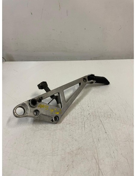 Platine droite repose pied HONDA VT 500 1983 - 1988