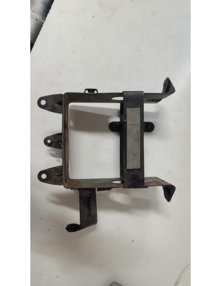 Bac support batterie SUZUKI DR 800 1991  -  1999