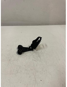 Platine avant gauche repose pied SUZUKI DR 650 1996 - 2003 2