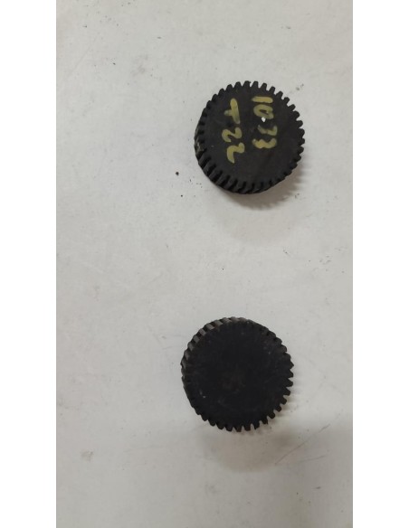 Silent bloc de réservoir SUZUKI DR 800 1991  -  1999