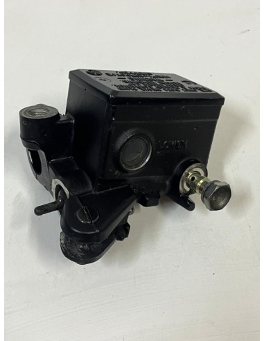 Maitre cylindre de frein avant YAMAHA MT09 2013 - 2016