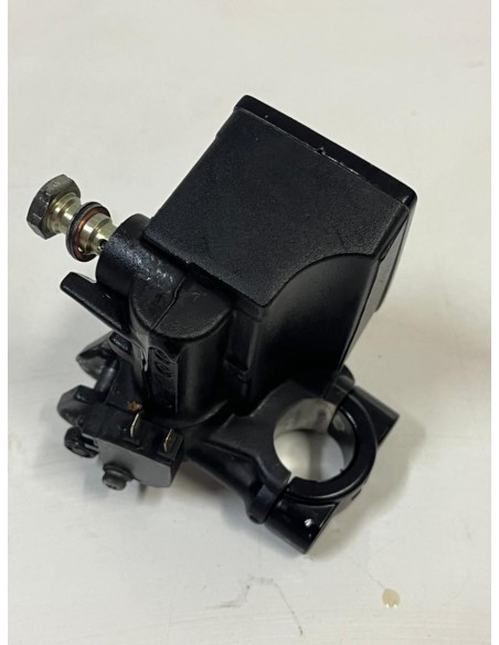 Maitre cylindre de frein avant YAMAHA MT09 2013 - 2016