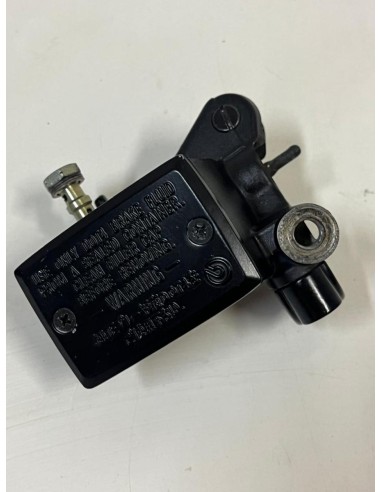 Maitre cylindre de frein avant YAMAHA MT09 2013 - 2016