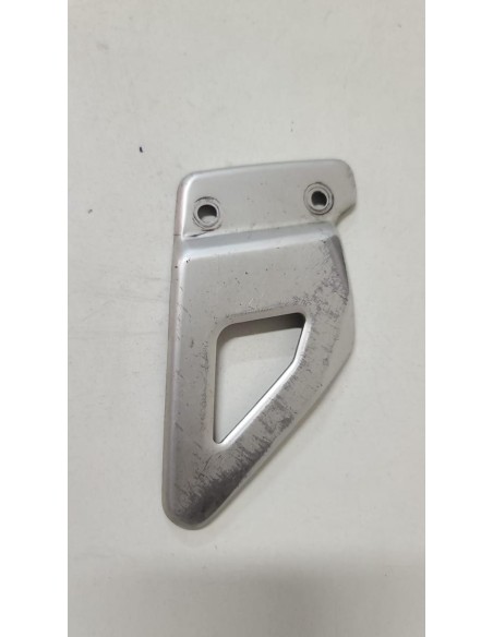 Protège talon avant droit SUZUKI GSXR 750 1996 - 1997