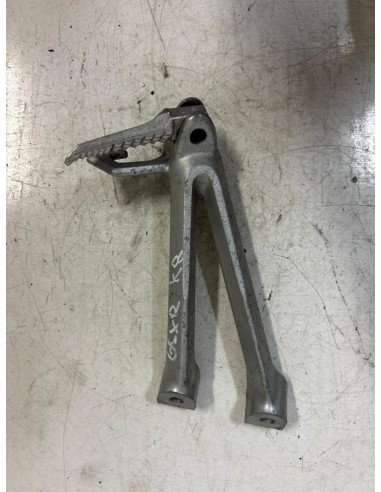 Platine repose pied passager arrière gauche SUZUKI GSXR 600 2008 - 2010