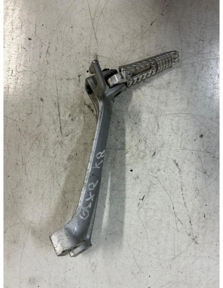 Platine repose pied passager arrière gauche SUZUKI GSXR 600 2008 - 2010