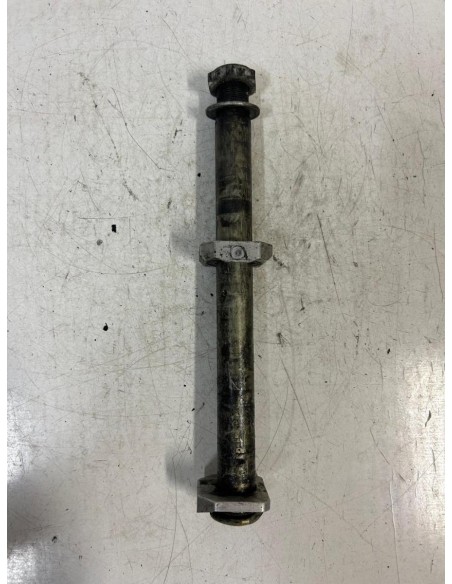 Axe de roue arrière avec tendeur de chaîne SUZUKI GSXR 600 2008  -  2010