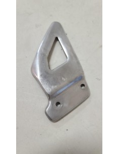 Protection repose pied conducteur droit SUZUKI GSXR 600 1997  -  1999