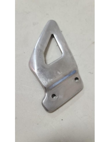 Protection repose pied conducteur droit SUZUKI GSXR 600 1997  -  1999