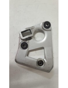 Platine avant droite repose pied SUZUKI GSXF 750 1989 - 1996