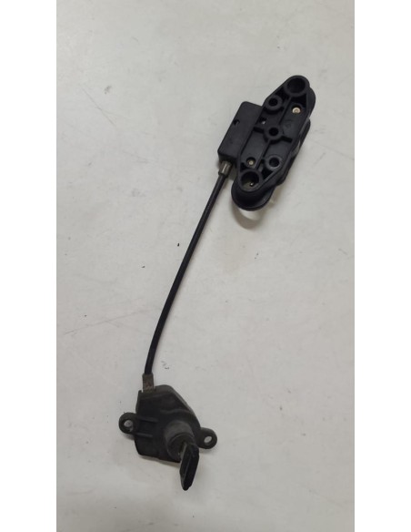 Serrure de selle SUZUKI GSXF 750 1989  -  1996