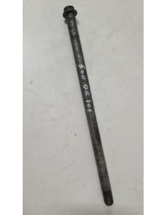 Axe de roue arrière SUZUKI DR 600 1985  -  1989