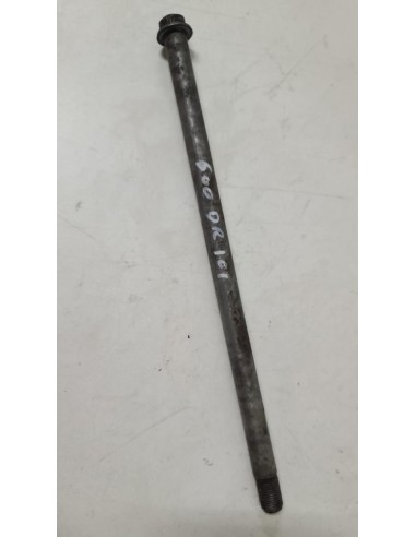 Axe de roue arrière SUZUKI DR 600 1985  -  1989