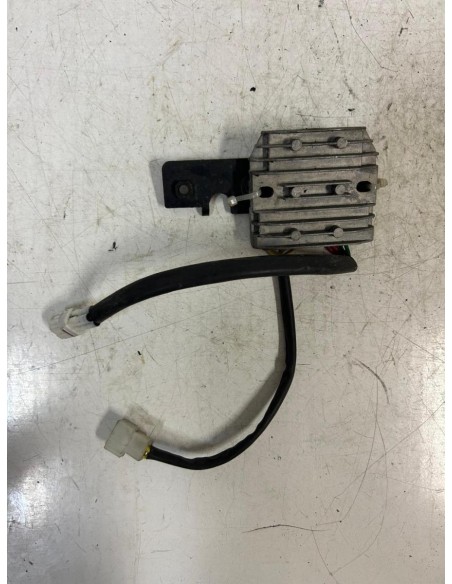 Régulateur de tension SUZUKI GSXR 600 2006 - 2007