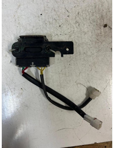 Régulateur de tension SUZUKI GSXR 600 2006 - 2007