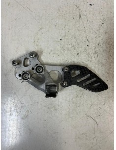 Platine gauche repose pied SUZUKI GSXR 600 2006 - 2007