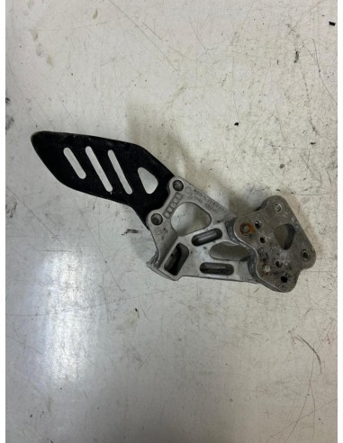 Platine gauche repose pied SUZUKI GSXR 600 2006 - 2007