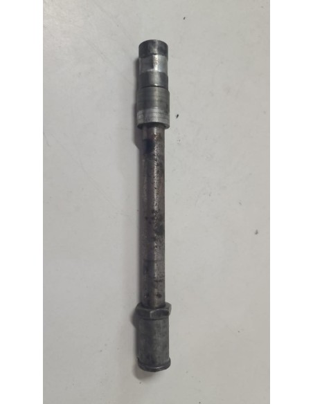 Axe de roue avant HONDA CB 750 1978  -  1982