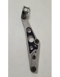 Platine droite repose pied HONDA CBX 750 F 1984 - 1988