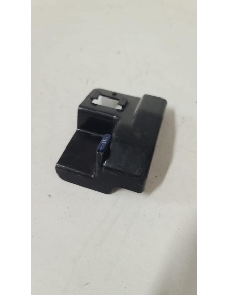 Cache boitier à fusibles HONDA CBF 125 2009  -  2015