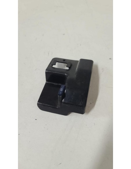 Cache boîtier à fusibles HONDA CBF 125 2009  -  2015