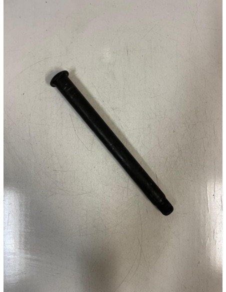 Axe de roue arrière YAMAHA R6 1999  -  2002