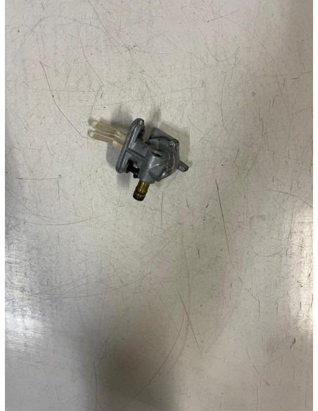Robinet d’essence YAMAHA R6 1999  -  2002