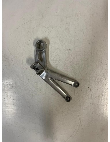 Platine repose pied passager arrière droite YAMAHA R6 1999 - 2002
