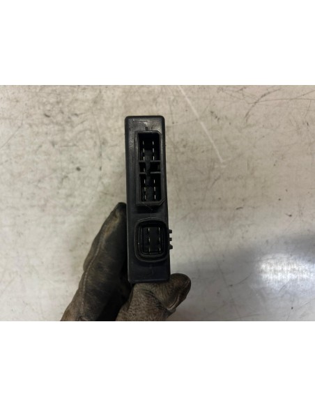 Boitier CDI YAMAHA R1 2000 - 2001