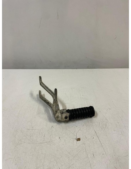 Platine repose pied passager arrière droite YAMAHA DTR 200 1989 - 1991