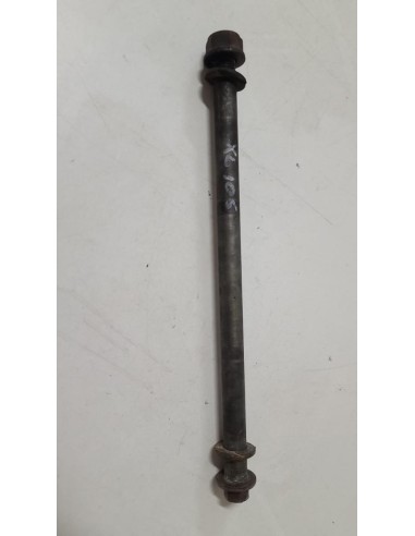 Axe de roue arrière HONDA XL 600 1983  -  1987