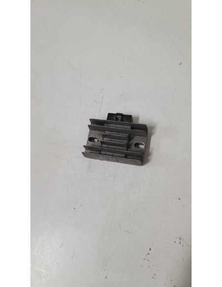 Régulateur de tension HYOSUNG RT KARION 125 2002  -  2009